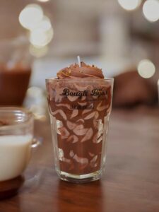 Bougie gourmande bougie bijou milkshake strass brownie pecan