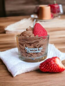Mousse au chocolat bougie chantilly peau d'ane