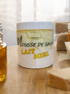 mousse de savon au miel peau d'ane chantillyy