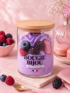 Bougie Bijou aux Baies sur Fond Rose